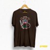 Camiseta marrón "Porco Celta" con cerdo guerrero celta, escudo, casco y espada. Homenaje a la raza de cerdo gallega.