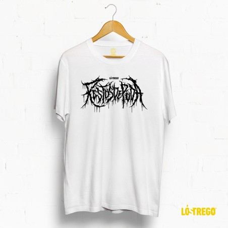 Camiseta branca Lóstrego, deseño sarcástico Death Metal 'Restos de Poda' con logo de ramas entrelazadas. Única e escura!